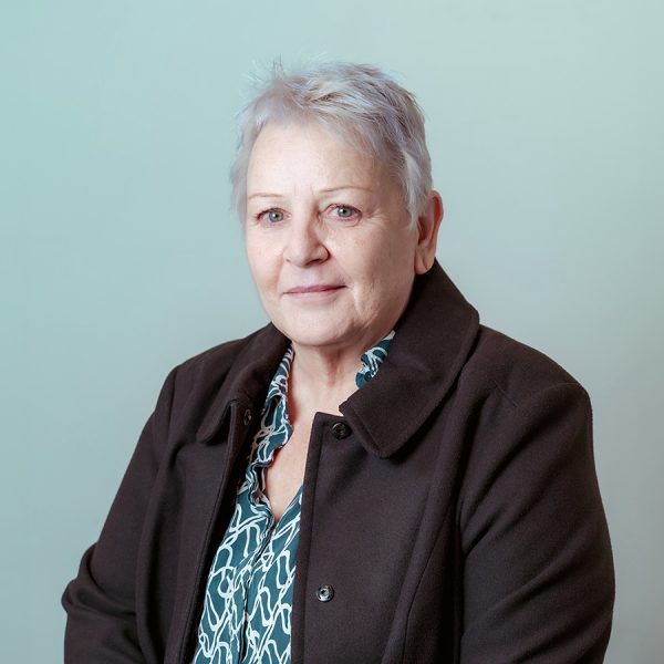 Headshot of Debbie Willis